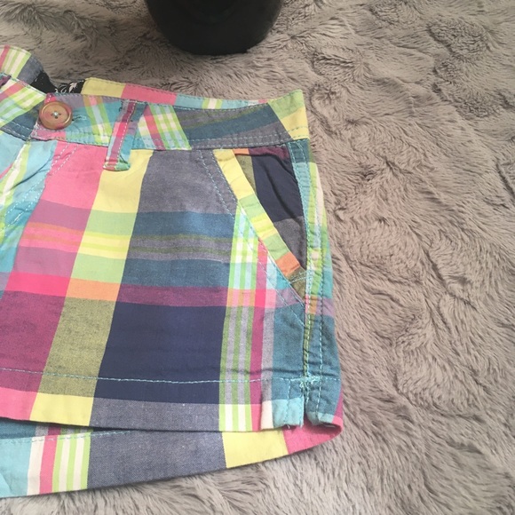 BOGO | BURNSIDE | Shorts - Picture 2 of 4